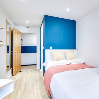 Standard Studio - Image 2